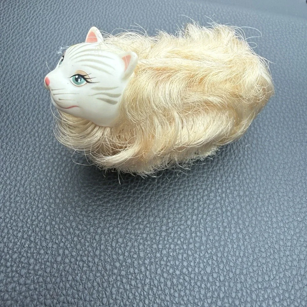 Vintage 2000 Barbie Pet Kitty Cat Marshmallow Drinks & Wets Brushable Long Hair